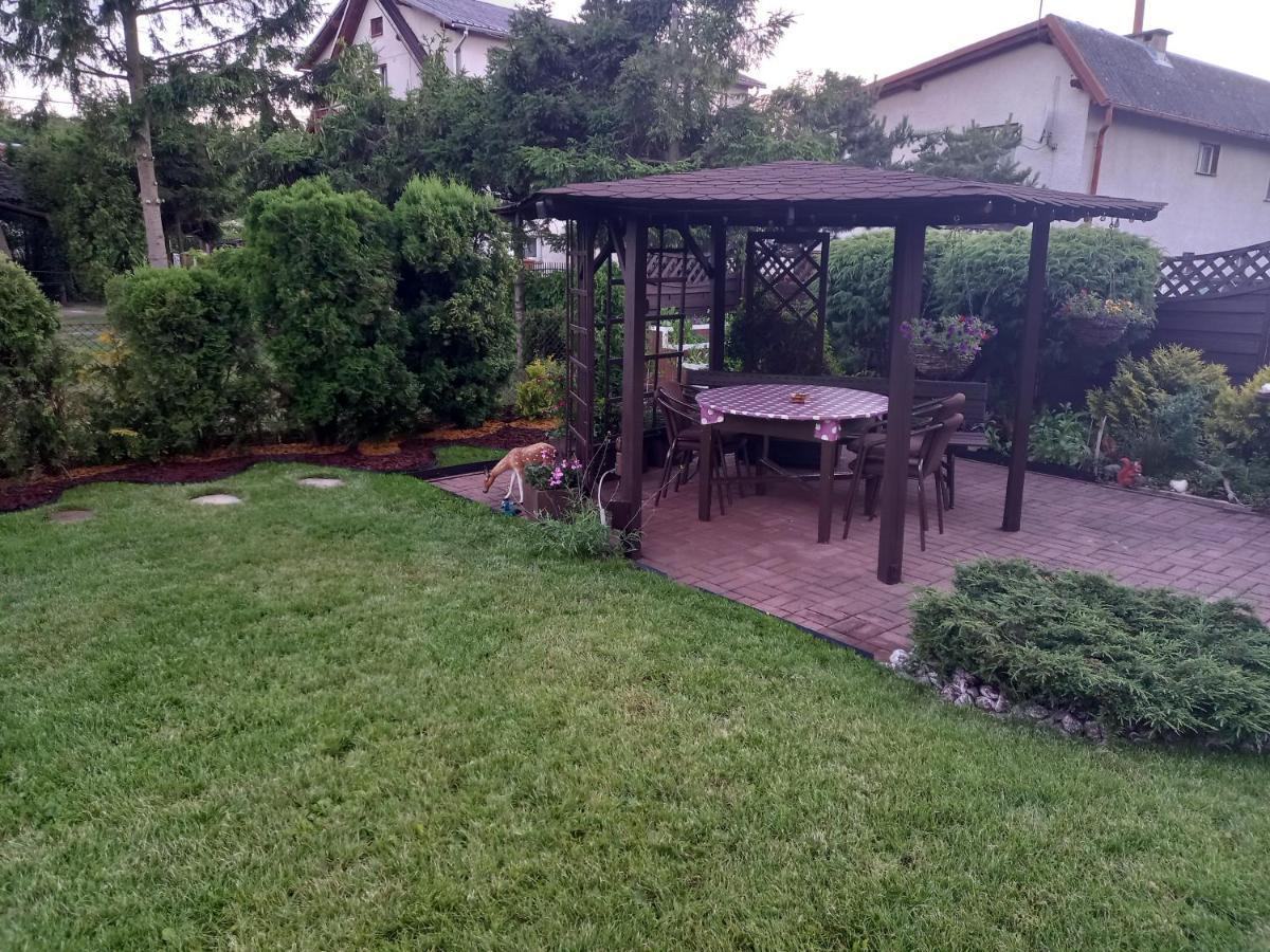 Mieszkanie Brazowe Stegna  Exterior foto